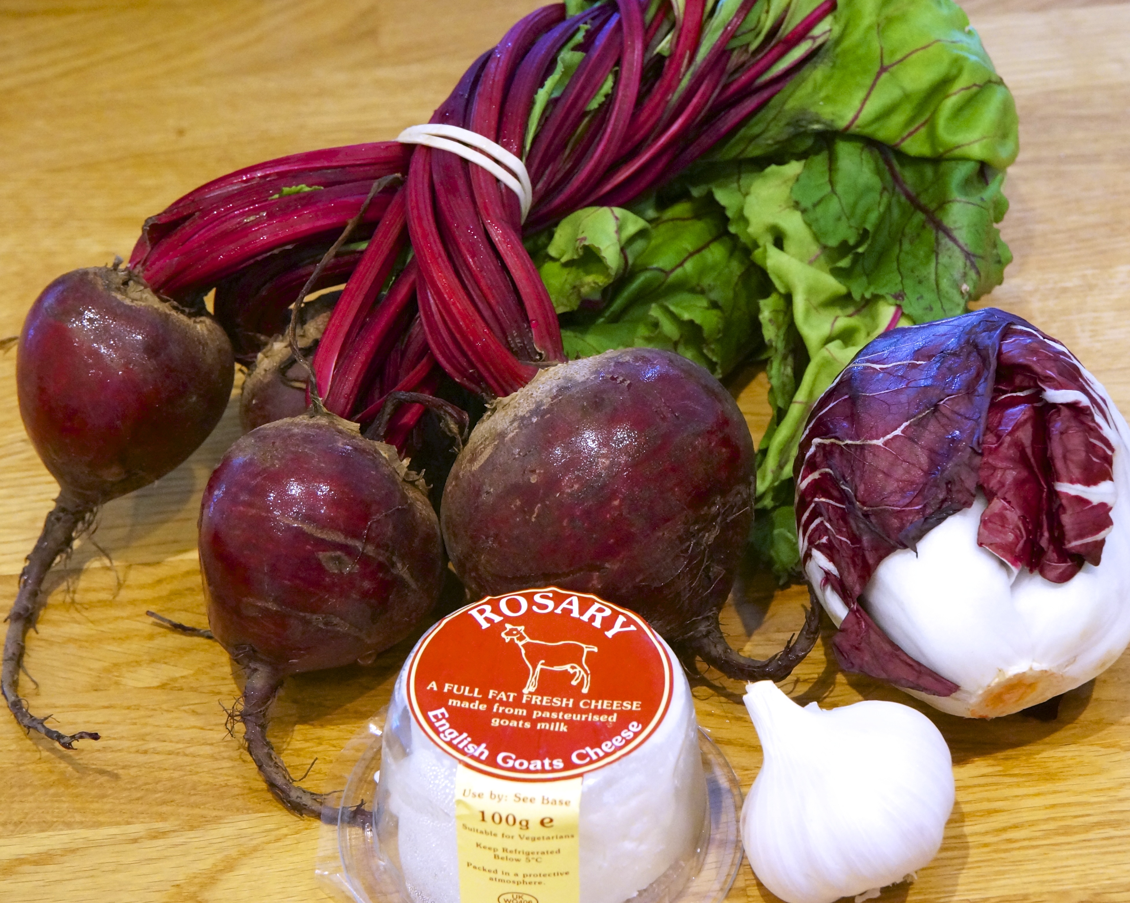 beet salad ingredients, fresh beets, radicchio, goat cheese, garlic