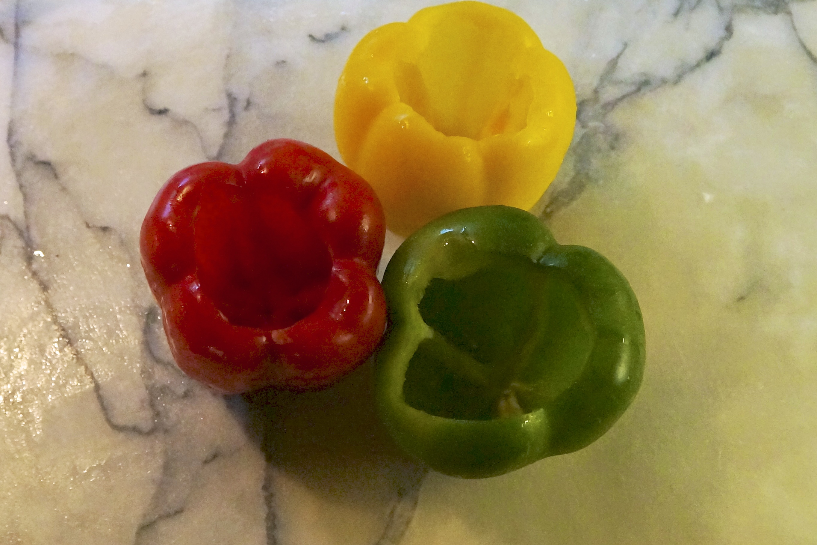 stuffed pepper ingredients, hollow peppers